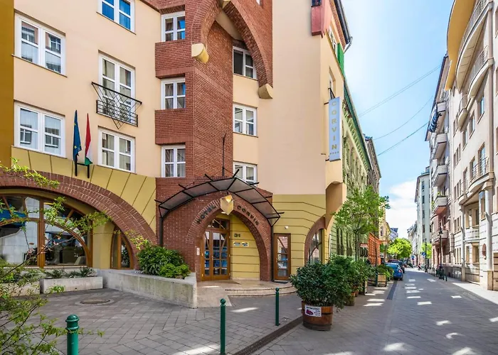 Отель Corvin Sissi Wing