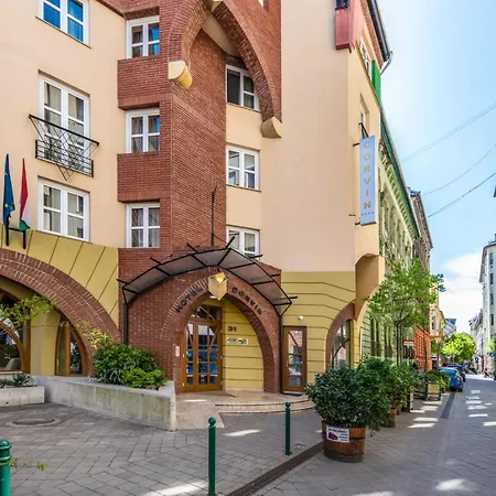 Hotell Corvin Sissi Wing