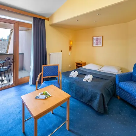 Hotell Corvin Sissi Wing 3*