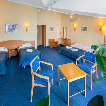 Corvin Sissi Wing Hotel