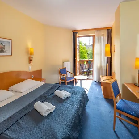 Corvin Sissi Wing Hotel