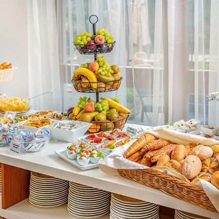 Corvin Sissi Wing Hotel
