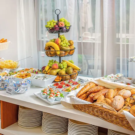 Corvin Sissi Wing 3* Budapeszt