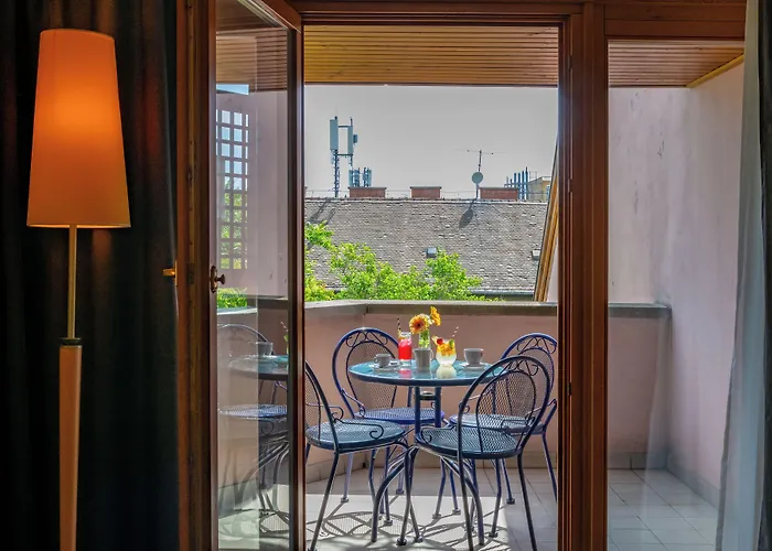 Отель Corvin Sissi Wing Будапешт