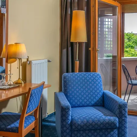 Corvin Sissi Wing Hotel Budapest