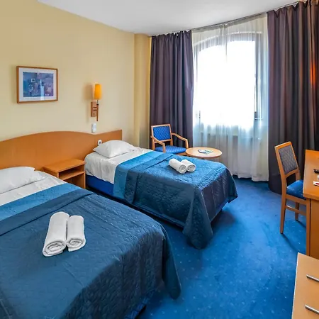 Corvin Sissi Wing Hotel