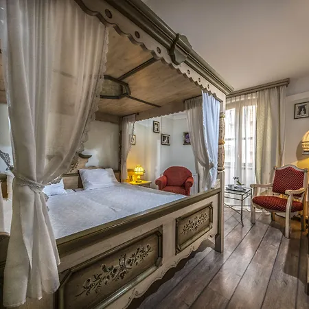 Hotel Corvin Sissi Wing 3*